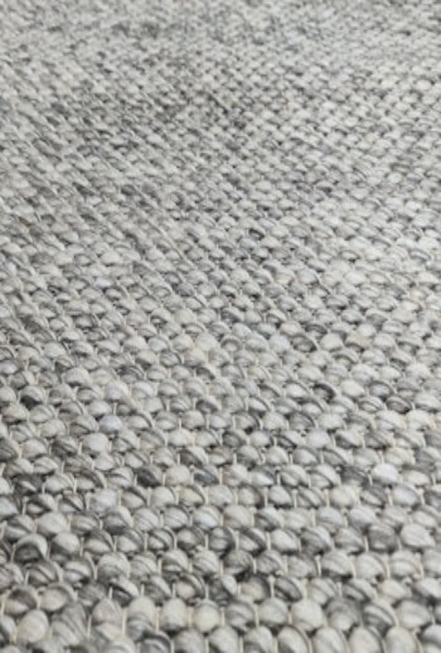 Dropletts Handmade Wool Rug | Light Grey